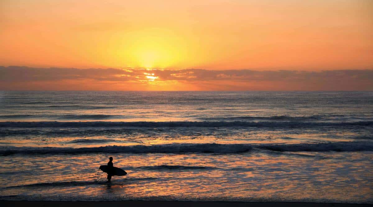 atardecer playa de bolonia