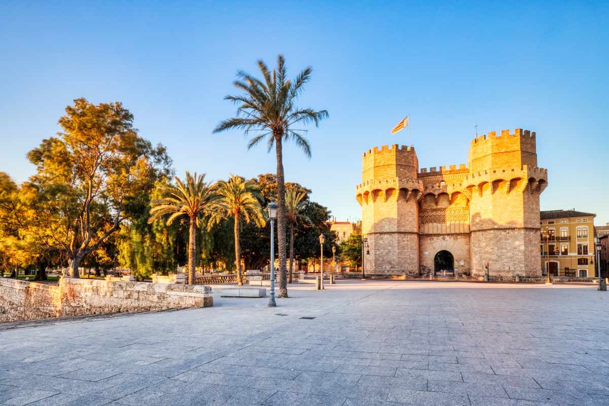 torres de serranos valencia